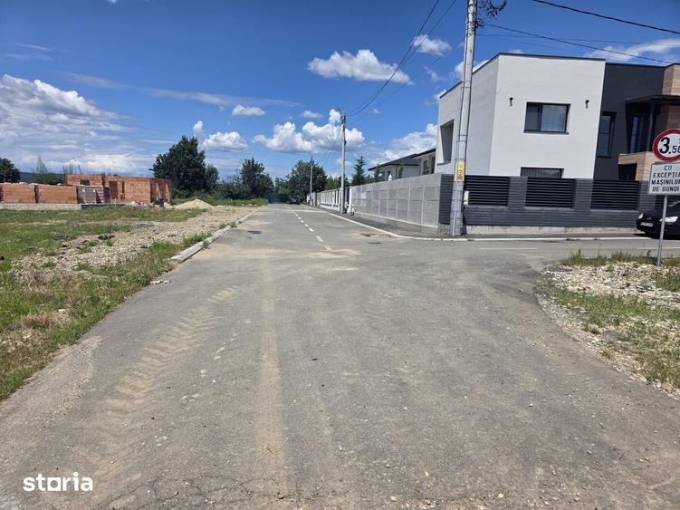 Teren de 750 mp, în Central