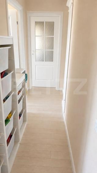 Apartament cu 4 camere decomandat, mobilat în Ultracentral