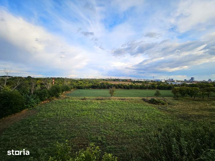 Apartament cu 2 camere semidecomandat în Băneasa