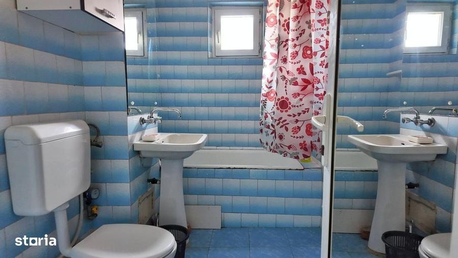 Apartament cu 2 camere decomandat în Central — fotografia 1