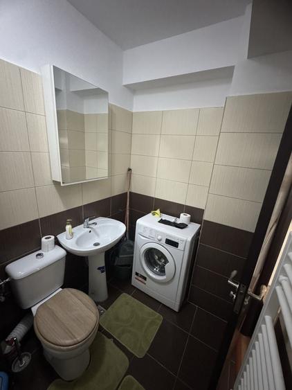 Garsonieră decomandată în Central