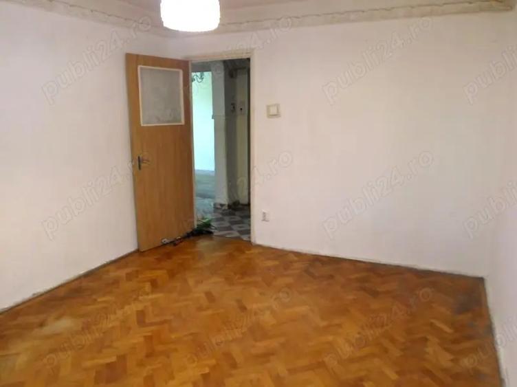 Apartament cu 3 camere decomandat în Nord
