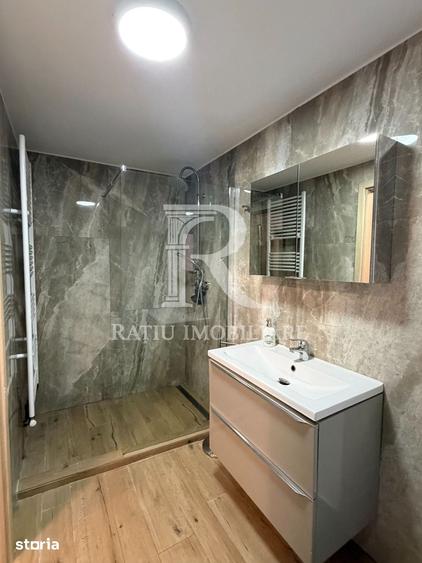 Casă cu 2 camere cu Teren 300 Mp în Central