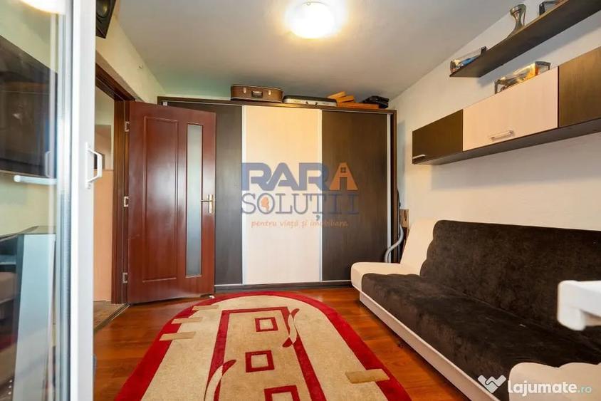 Apartament cu 3 camere decomandat în Central