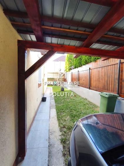 Apartament cu 3 camere decomandat în Valea Borcutului