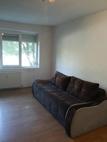 Apartament cu 2 camere semidecomandat în Sud