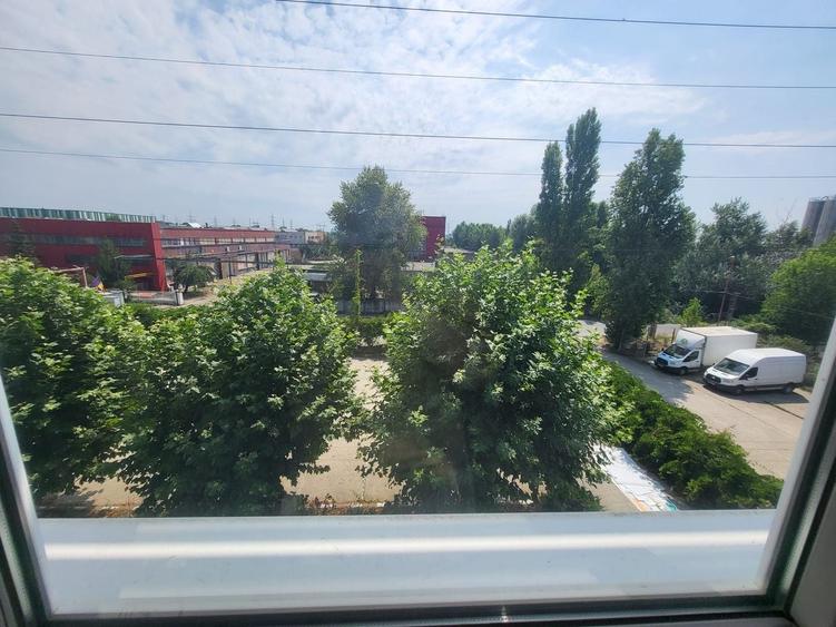 Birou, de 4,453 mp, în Theodor Pallady