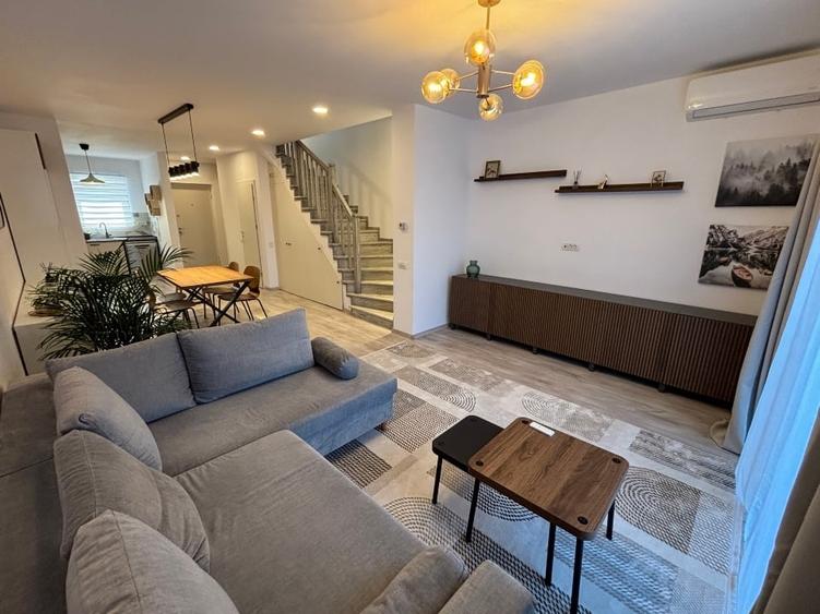 Duplex cu 3 camere cu Canalizare în Central
