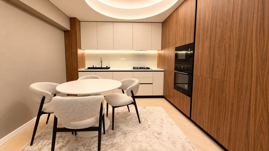 Apartament cu 3 camere decomandat, mobilat în Pipera