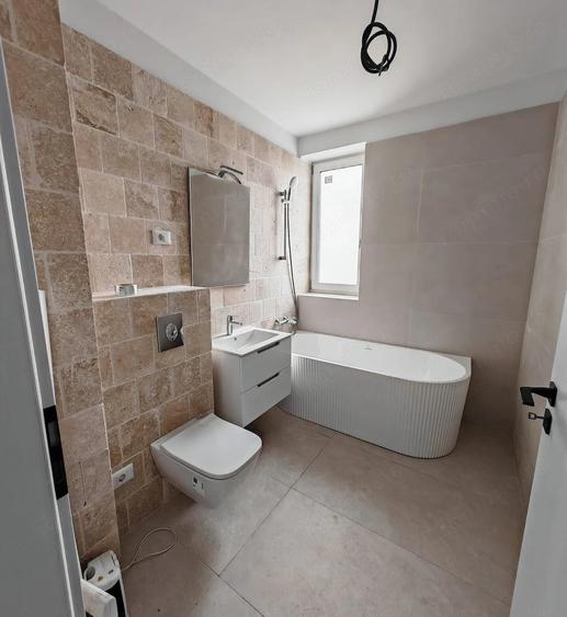 Apartament cu 2 camere nedecomandat în Torontalului