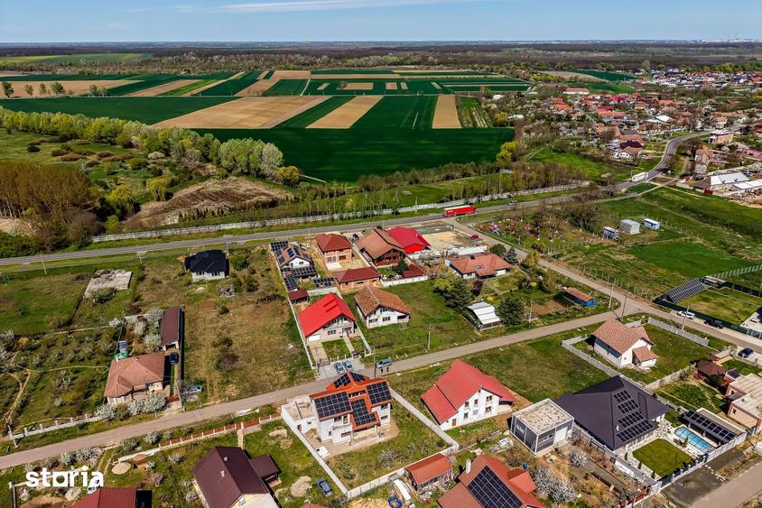 Casă cu 4 camere cu Teren 605 Mp în Felnac