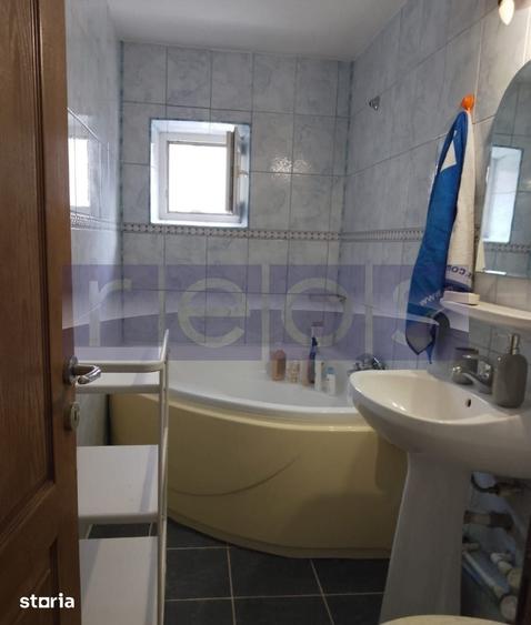 VANZARE 3 CAMERE -DECOMANDAT OCTAVIAN GOGA -UNIRII - 12
