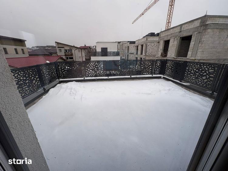 Casă cu 4 camere cu Teren 60 Mp în Titan