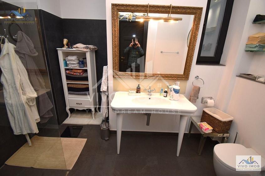 Apartament cu 6 camere decomandat, mobilat în Cotroceni