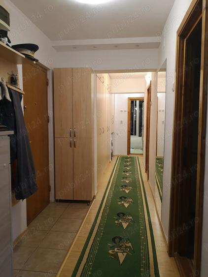 Vand apartament 3 camere, sos. Bucuresti - 1