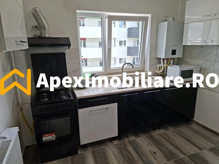 Apartament cu 2 camere semidecomandat, mobilat în Apărătorii Patriei