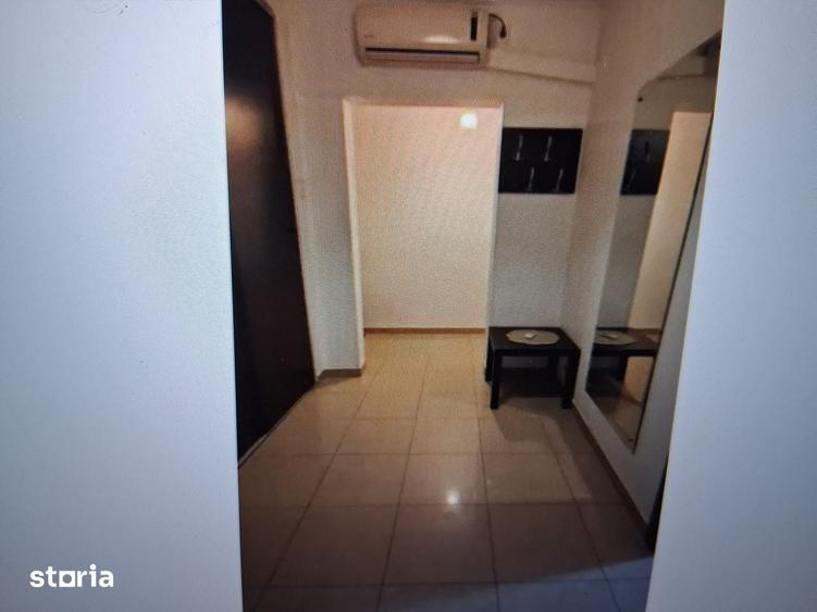 Apartament cu 2 camere decomandat în Tei