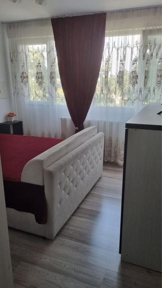 Apartament cu 2 camere decomandat în Eroii Revoluției