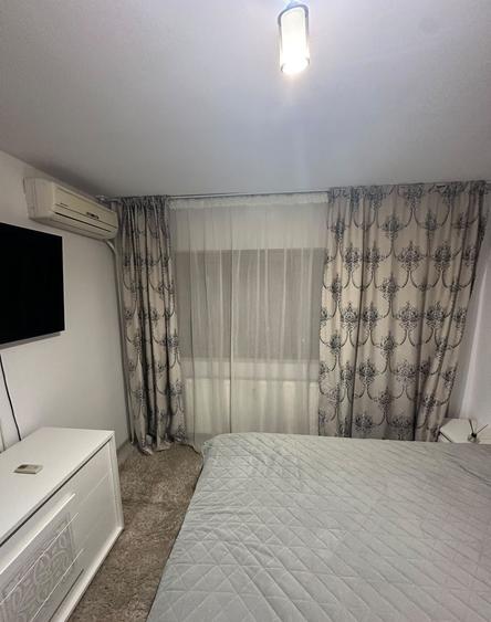 Apartament cu 4 camere decomandat, mobilat în 13 Septembrie