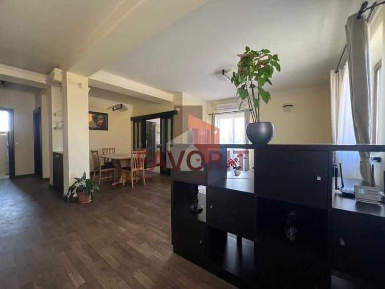 Apartament cu 3 camere decomandat, mobilat în Mircea cel Bătrân
