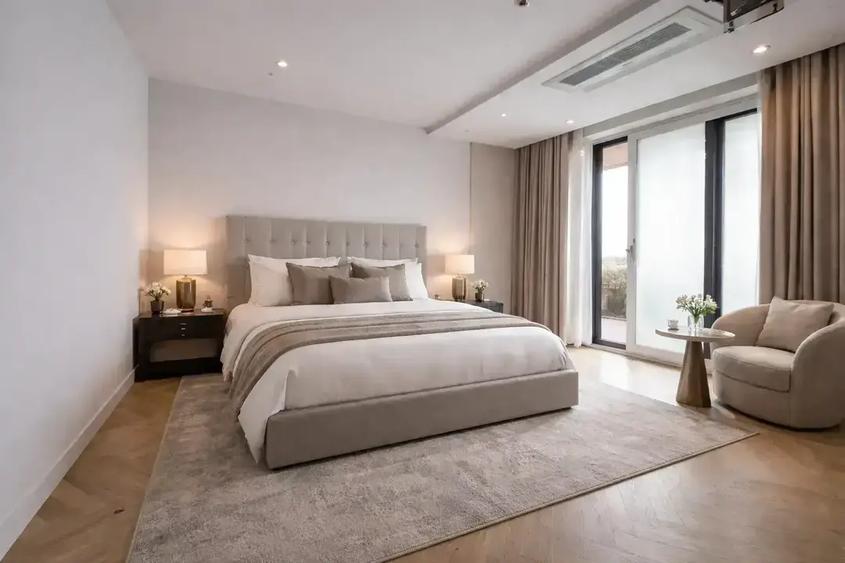 Apartament cu 3 camere semidecomandat în Unirii
