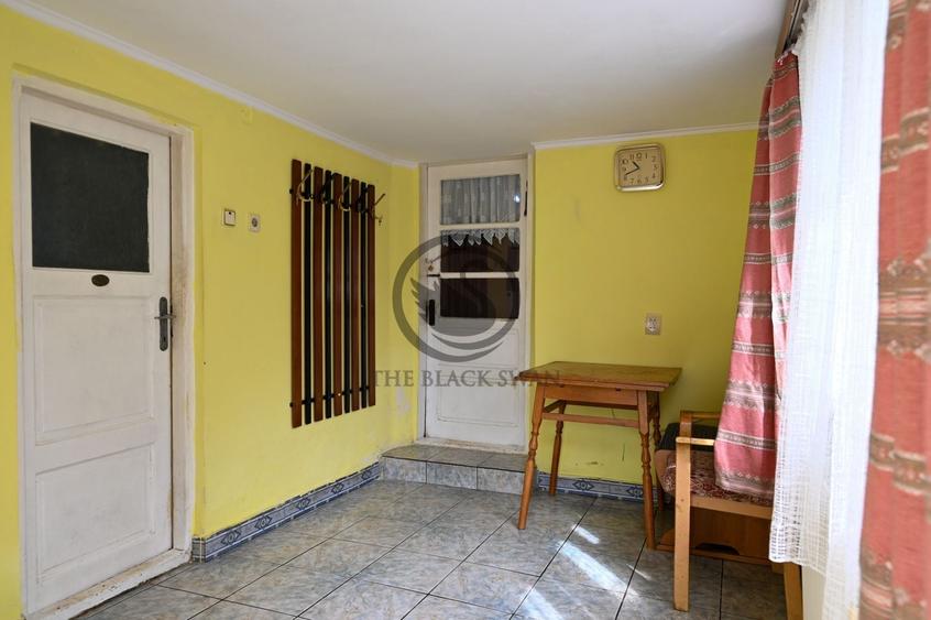 Casă individuală cu 3 camere cu Canalizare în Mihai Bravu