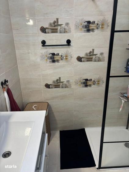 Apartament cu 3 camere decomandat în Valea Lupului