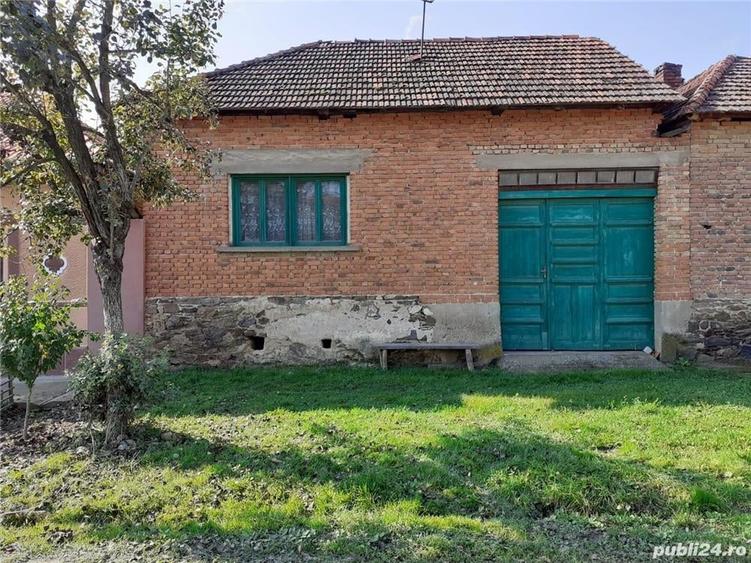 Casă cu 3 camere în Moceriș
