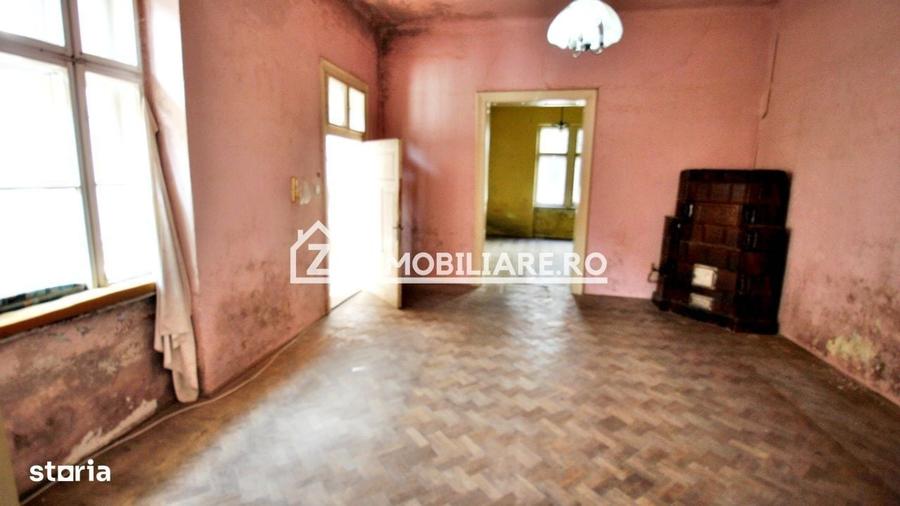 Casă cu 3 camere în Mureșeni