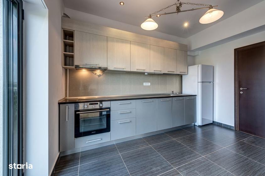 Apartament cu 3 camere în Băneasa