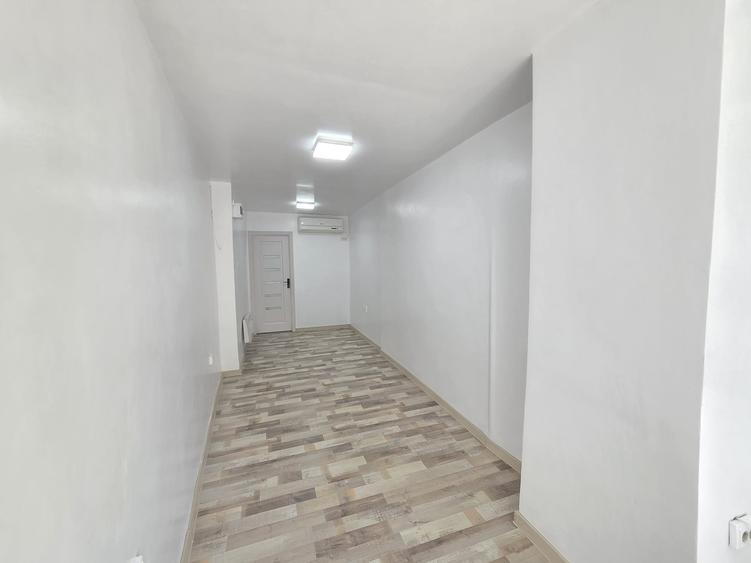 Birou, de 25 mp, în Central