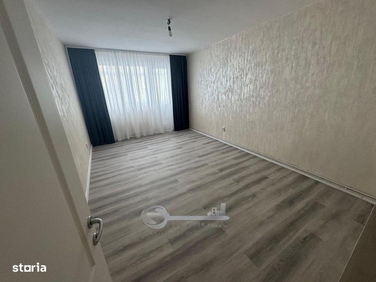 Apartament cu 3 camere decomandat în Alexandru cel Bun