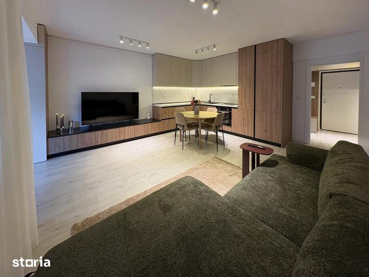 Apartament cu 2 camere semidecomandat, mobilat în Pipera