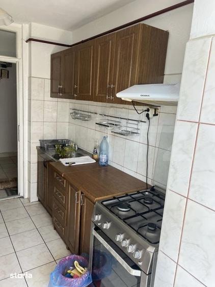 Apartament cu 3 camere decomandat în Canta
