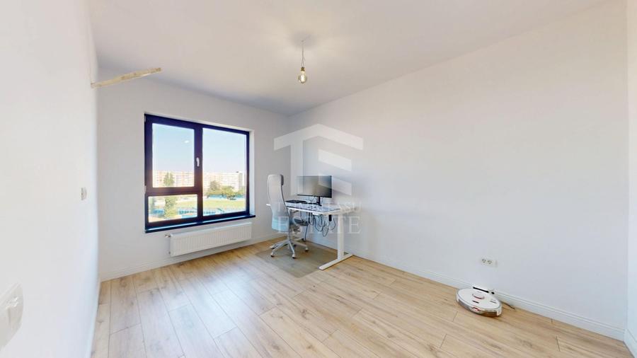 Apartament cu 3 camere decomandat în Colentina