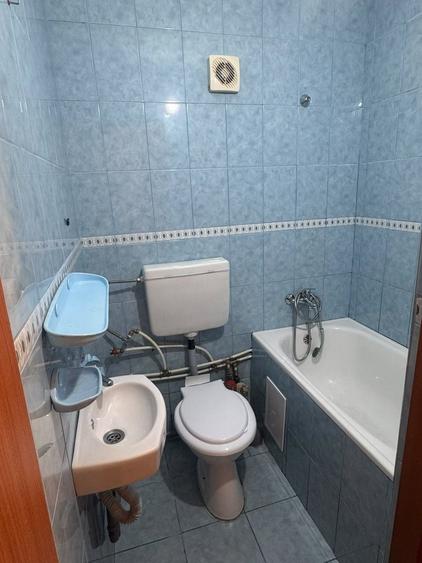 Garsonieră decomandată în Exterior Vest