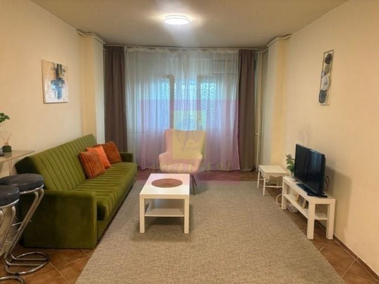 Apartament cu 2 camere semidecomandat în Decebal