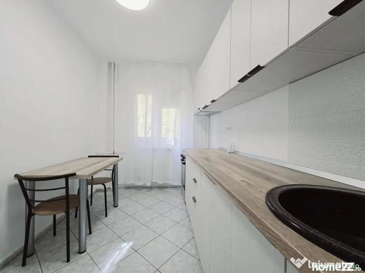Apartament cu 2 camere decomandat în Muncii