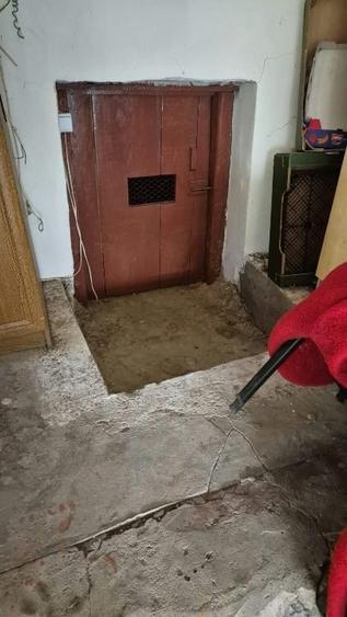 Casă individuală cu 2 camere cu Teren 1200 Mp în Goruia