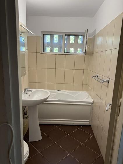 Apartament cu 3 camere în Gheorgheni