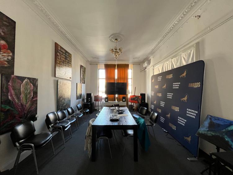 Birou, de 32 mp, în Dacia
