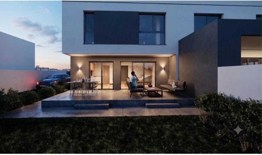 Duplex cu 4 camere cu Canalizare în Moșnița Nouă