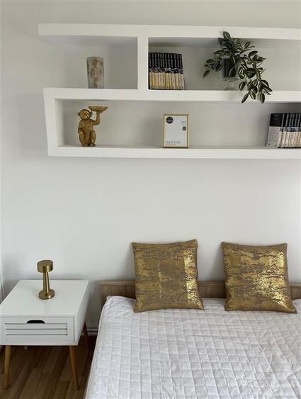 Apartament cu 2 camere semidecomandat în Podu Roș