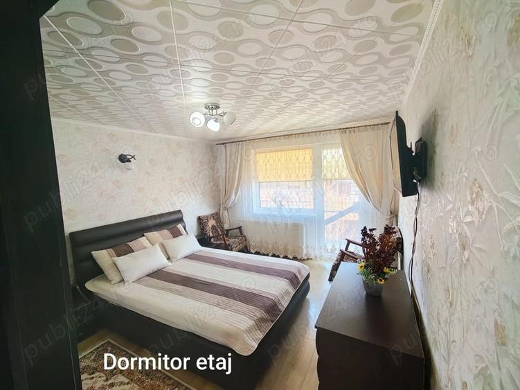 Casă cu 7 camere cu Teren 650 Mp în Central
