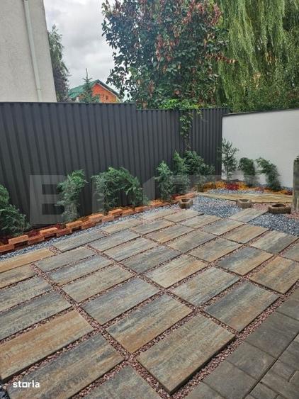 Casă cu 4 camere în Valea Adâncă