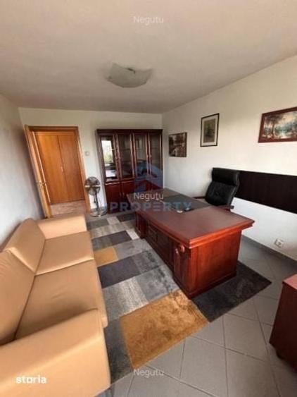 Apartament cu 3 camere decomandat în Centrul Civic