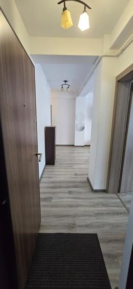 Apartament cu 2 camere semidecomandat, mobilat în Brestei