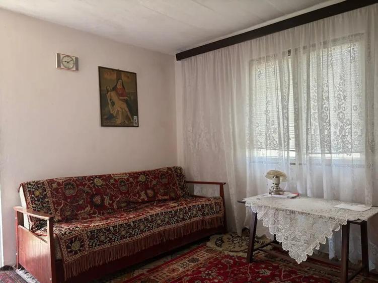 Casă cu 2 camere în Călugăreni