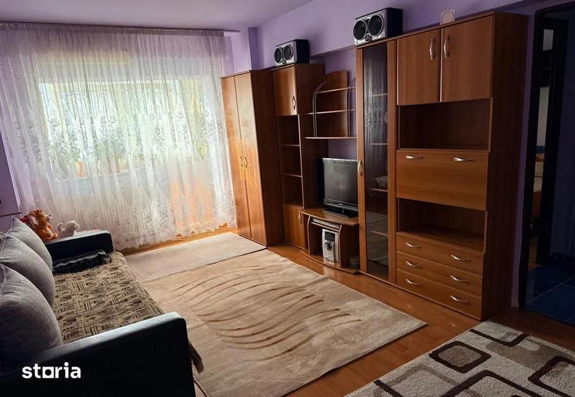 Apartament cu 2 camere semidecomandat în Domnești