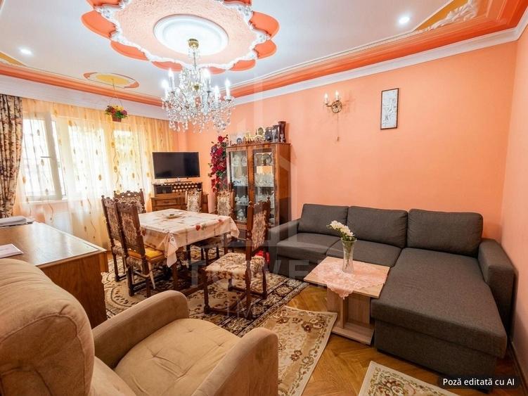 Apartament cu 4 camere decomandat în Vasile Aaron